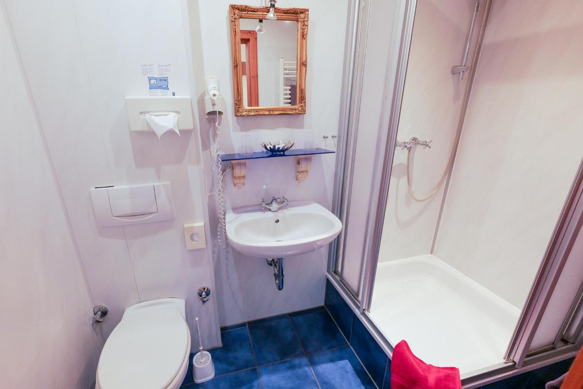 Hotel Alte Buergermeisterei Ediger-Eller Ngoại thất bức ảnh
